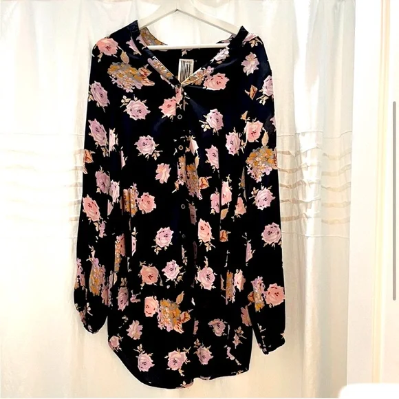 Free People Medium Julia Printed Navy Floral dress or tunic long sleeves EUC! - Picture 3 of 7